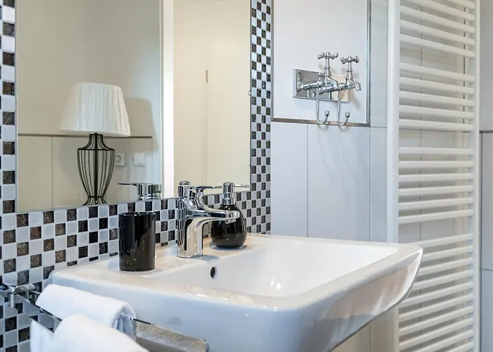 Elas Nuest Апартаменты Гретзиль